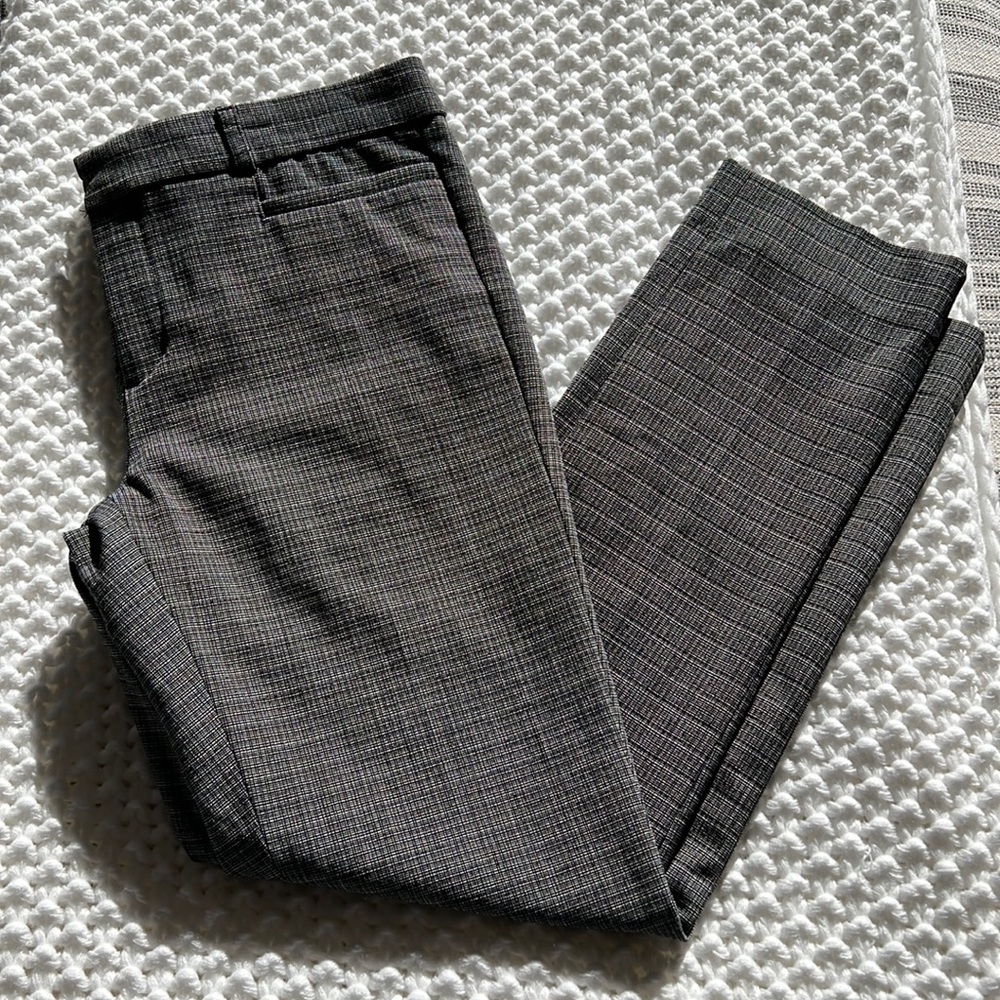 Banana Republic Sloan Trousers; Size 6
